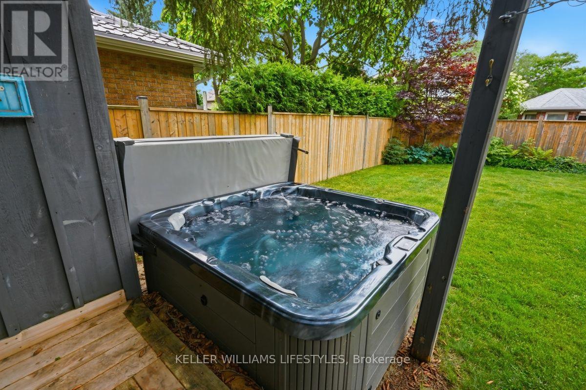 1665 PHILLBROOK CRESCENT - Image 8