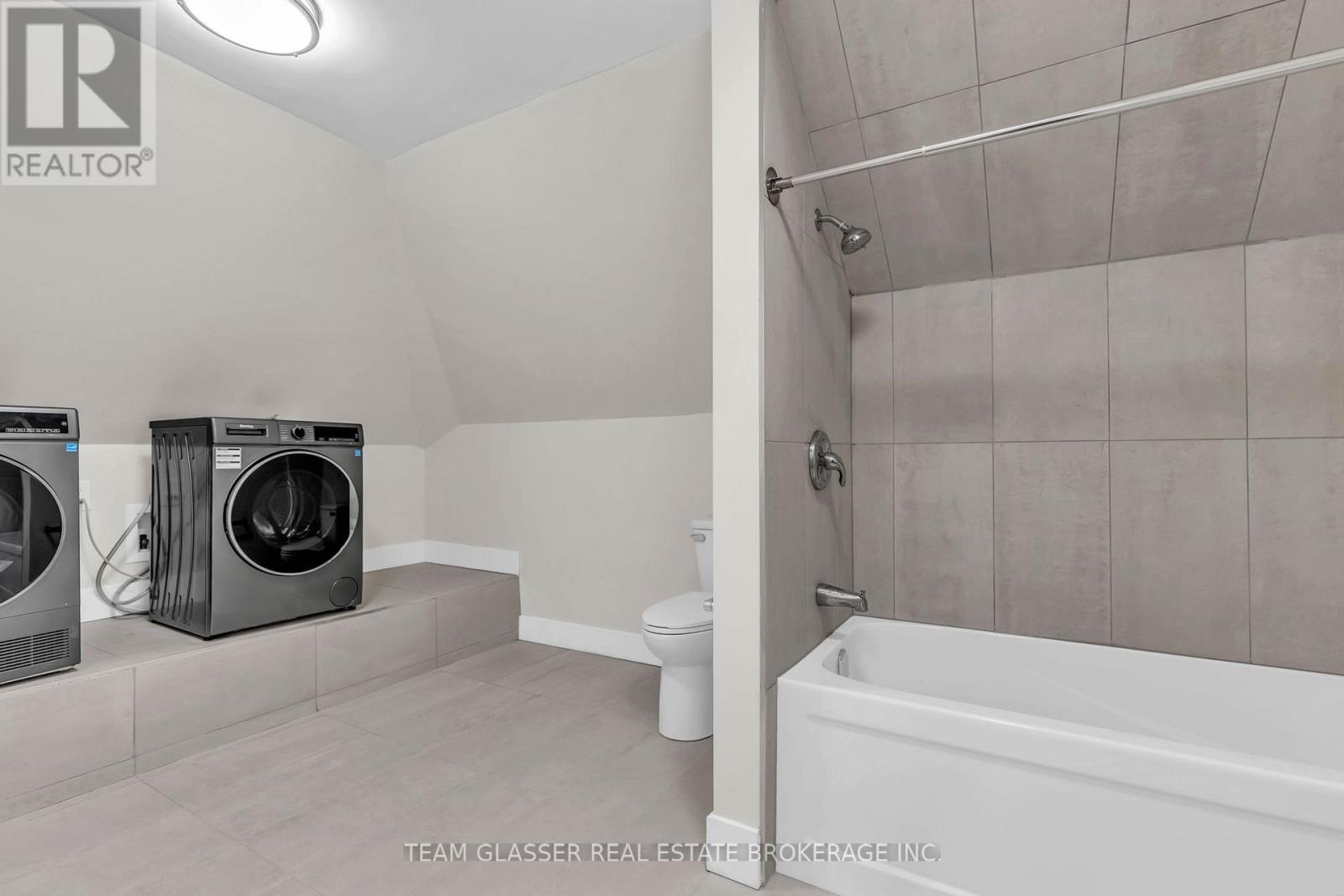 89 ELM STREET - Image 21