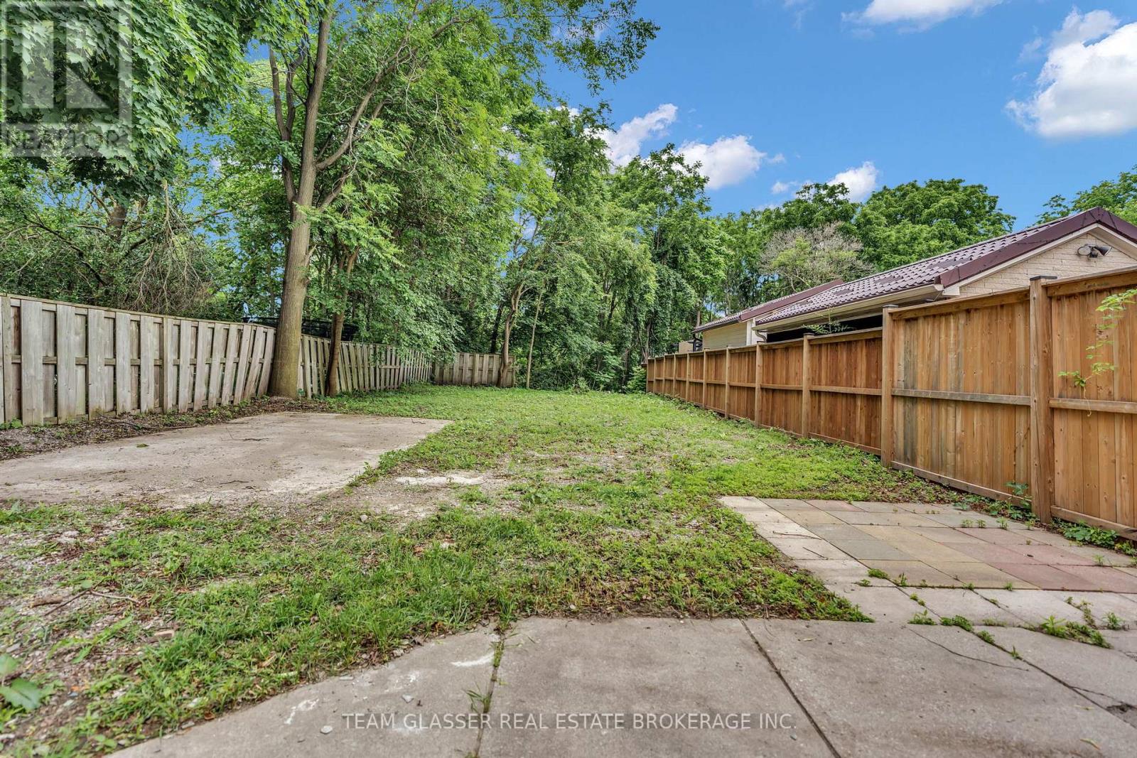 89 ELM STREET - Image 25