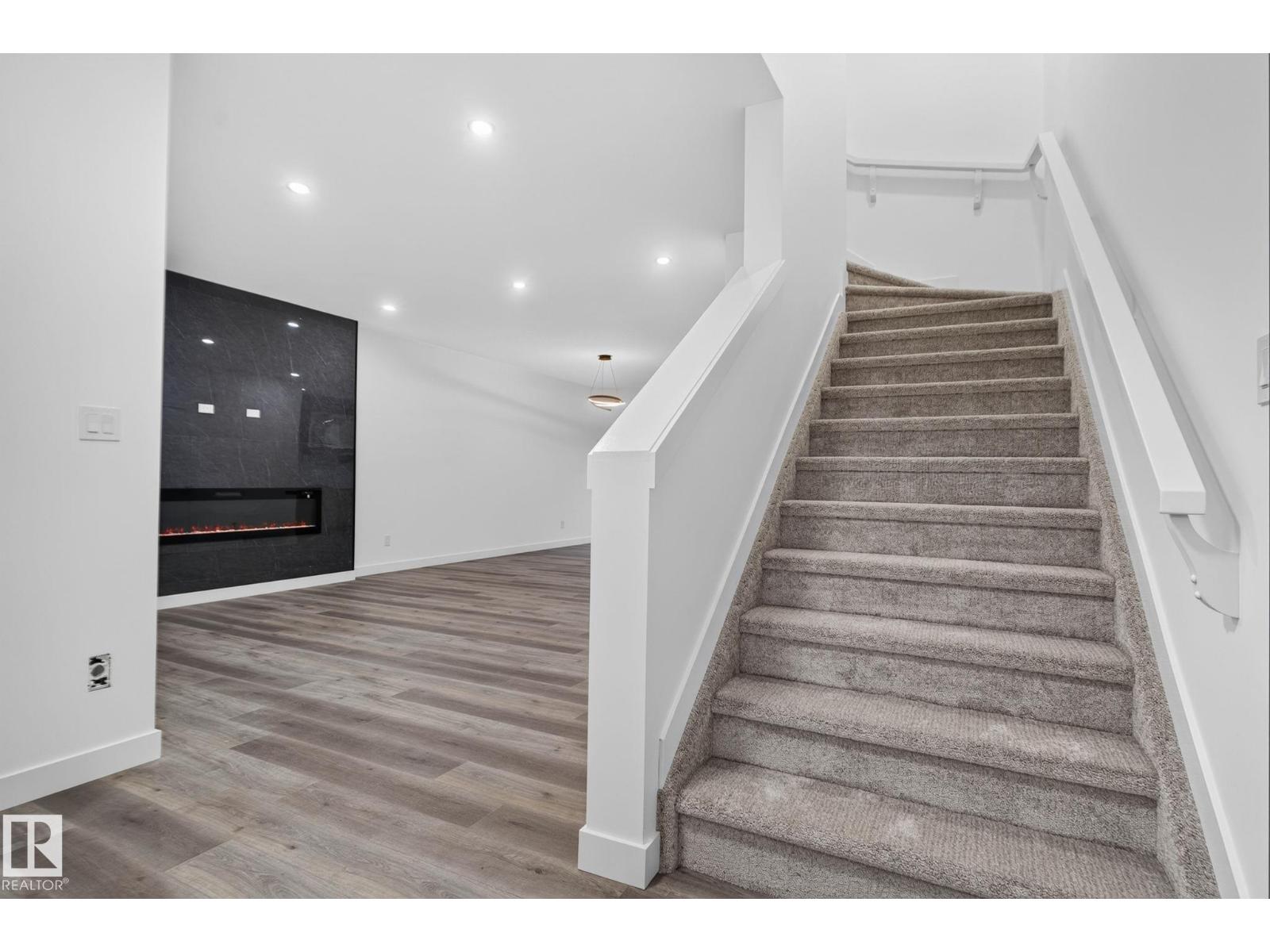13 ENNS CT - Image 30