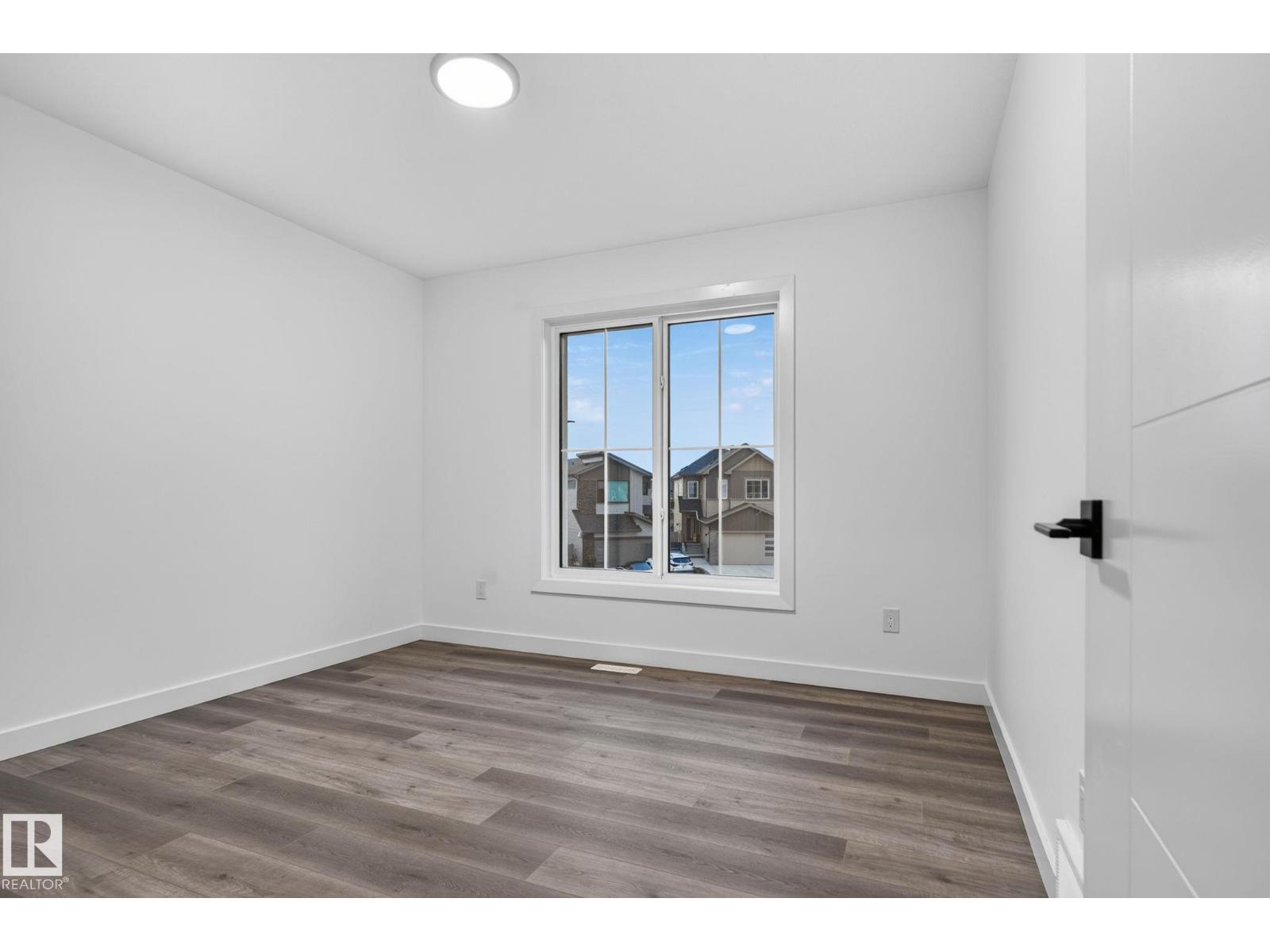 13 ENNS CT - Image 44