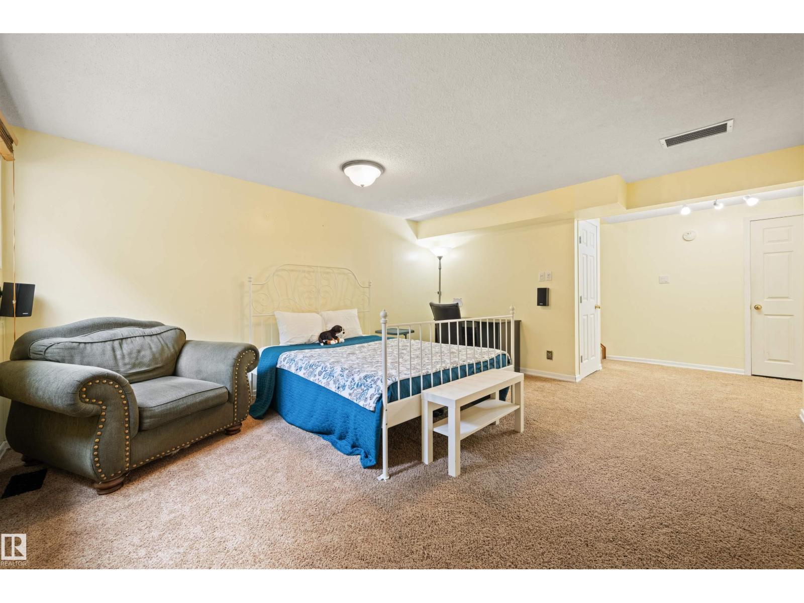 31 Royal RD NW - Image 23