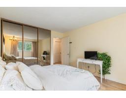 31 Royal Rd Nw, Edmonton, AB T6J2E7 Photo 17