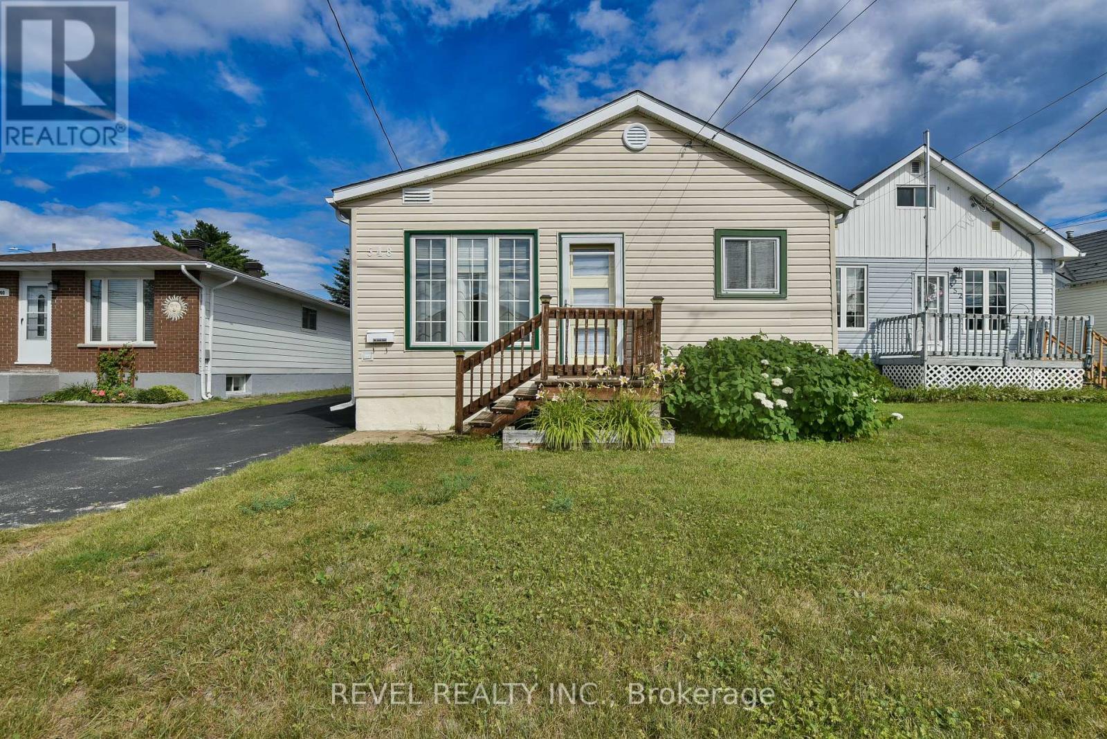 548 CEDAR STREET S - 1