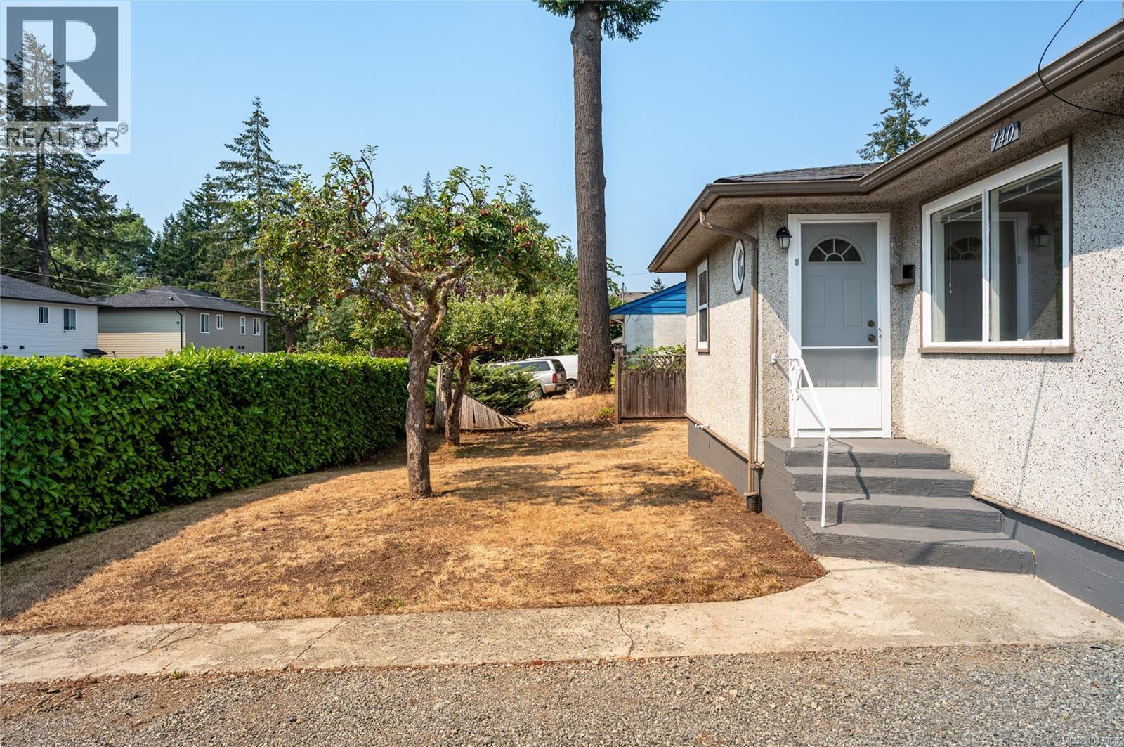 740 Begbie St - Image 29