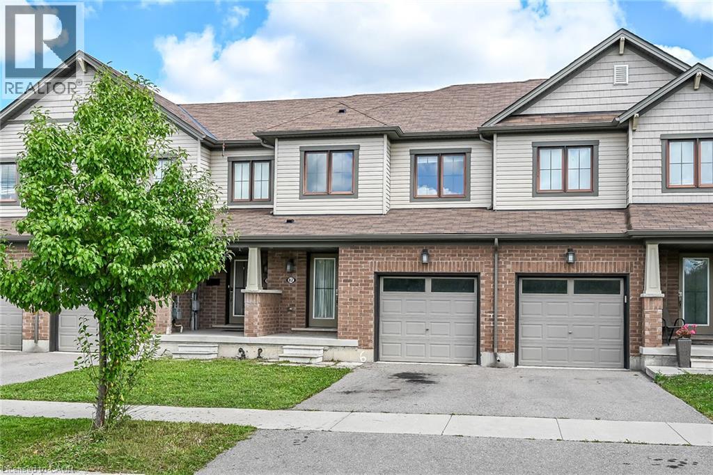 82 SCARLETWOOD Street - 2