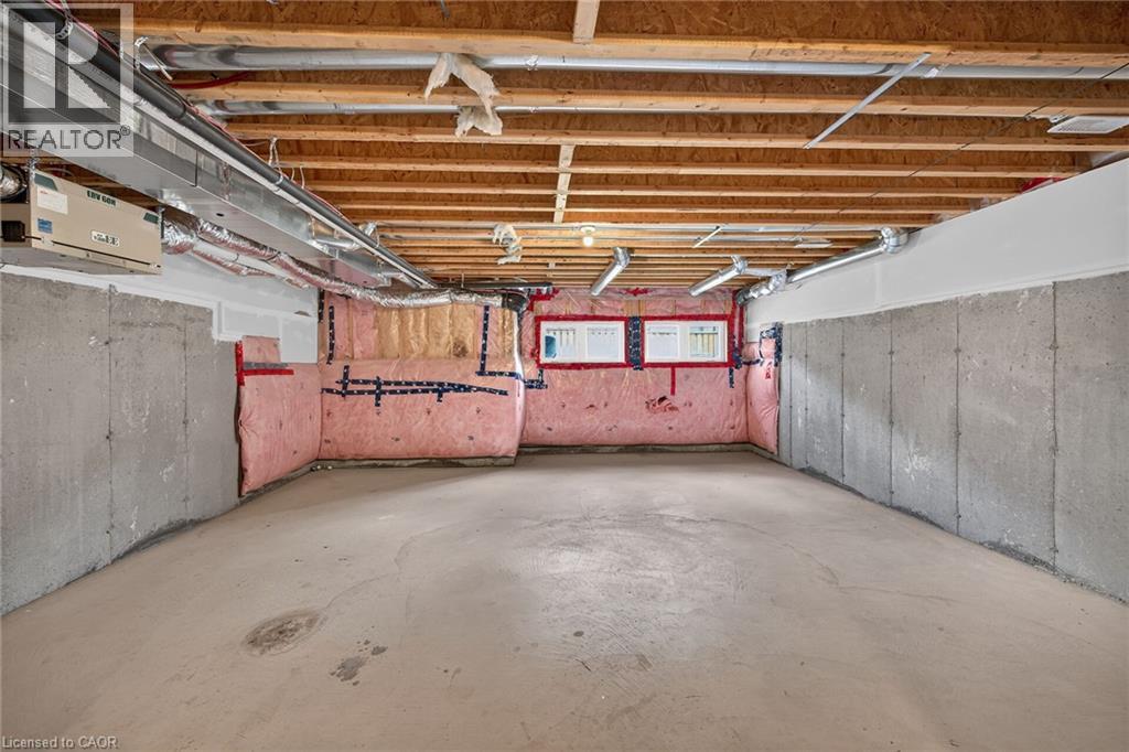 82 SCARLETWOOD Street - Image 40