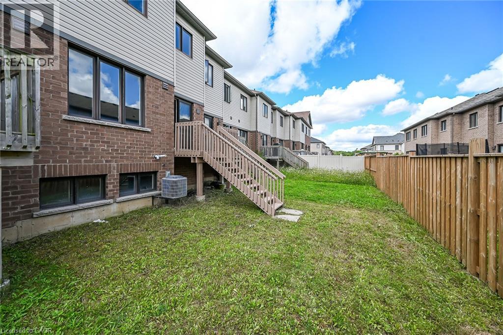 82 SCARLETWOOD Street - 48