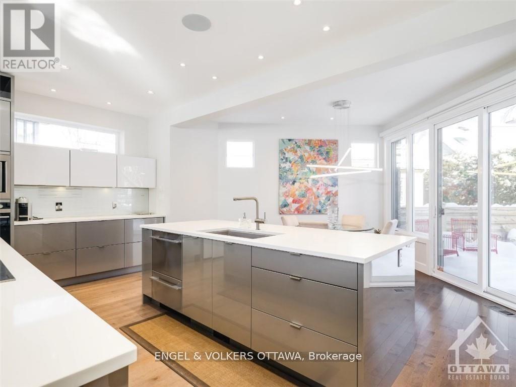 615 ISLAND PARK CRESCENT - 10