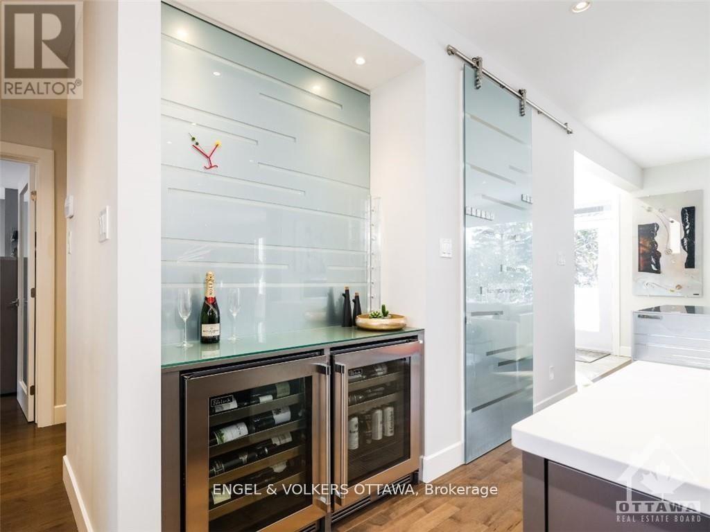 615 ISLAND PARK CRESCENT - Image 14