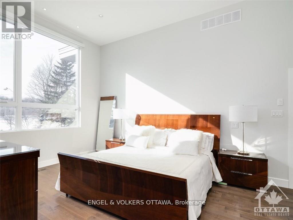 615 ISLAND PARK CRESCENT - Image 19