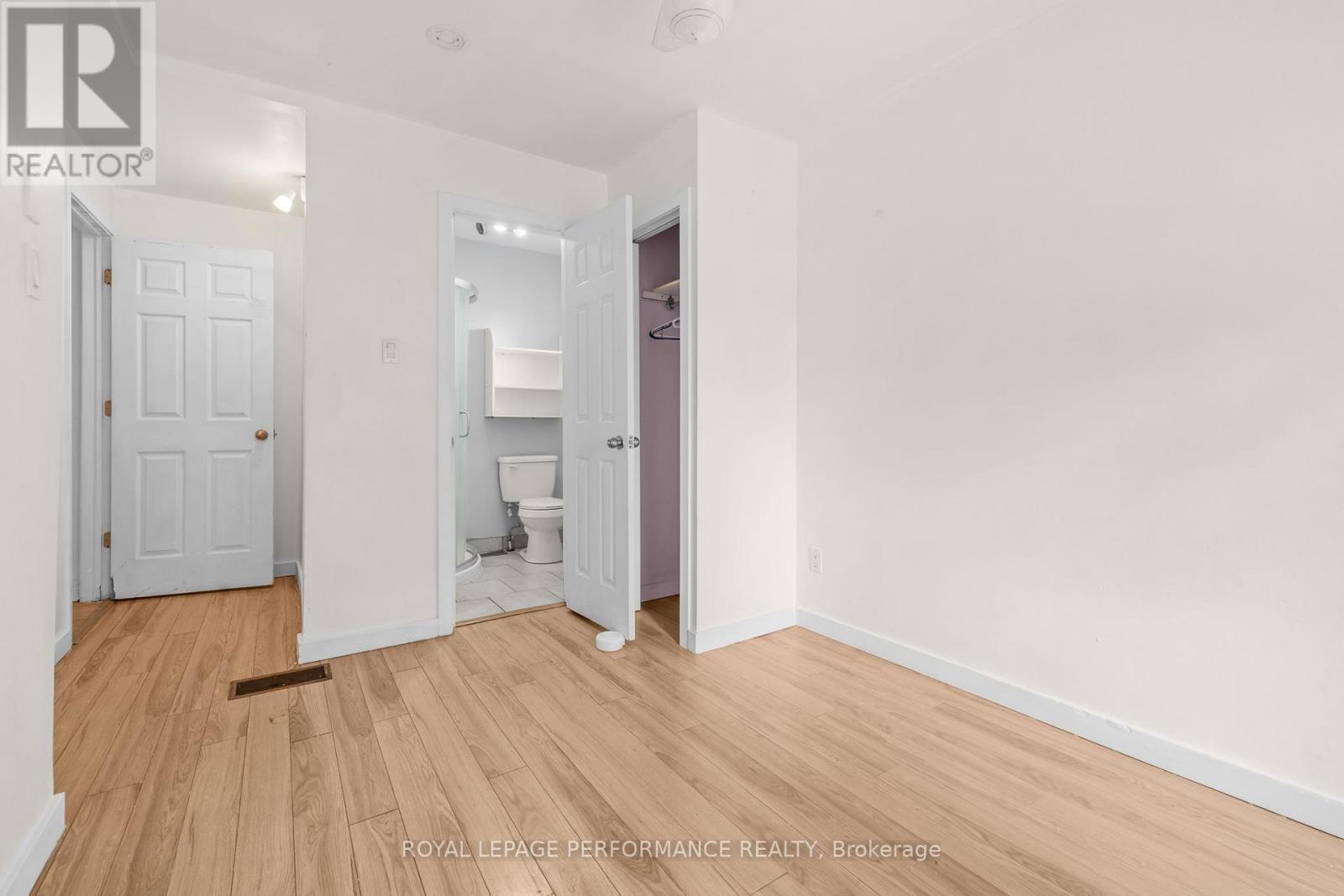 438 VOYAGEUR PLACE - 24
