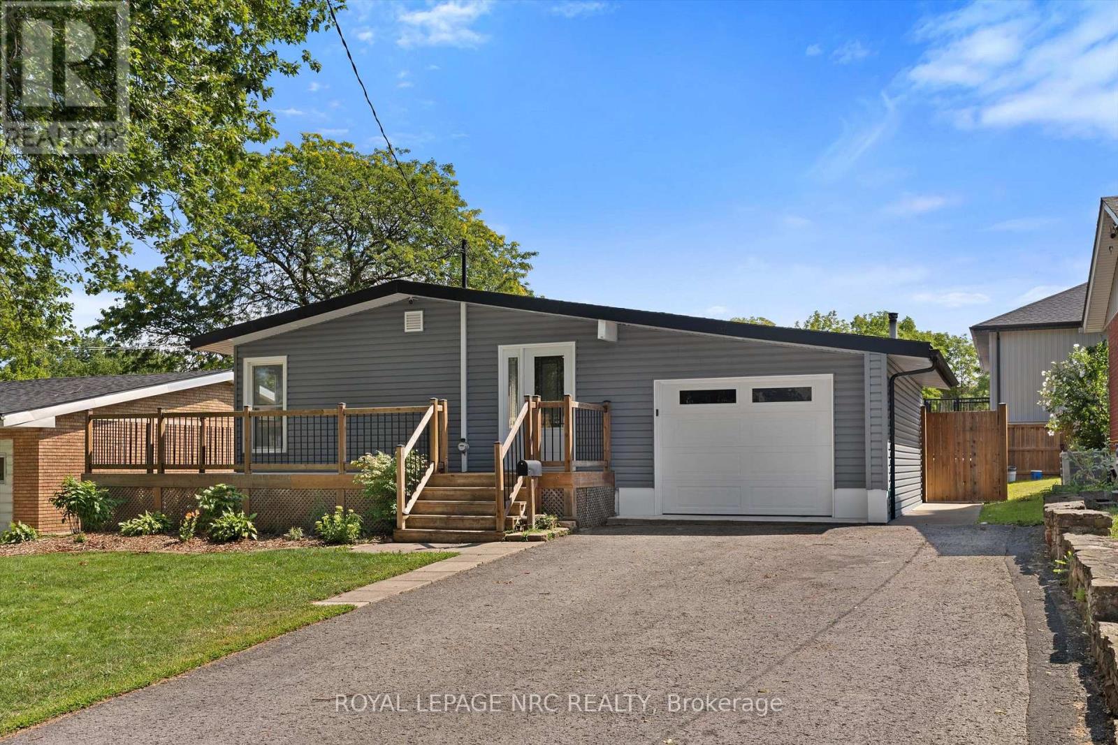 64 WELLAND STREET N