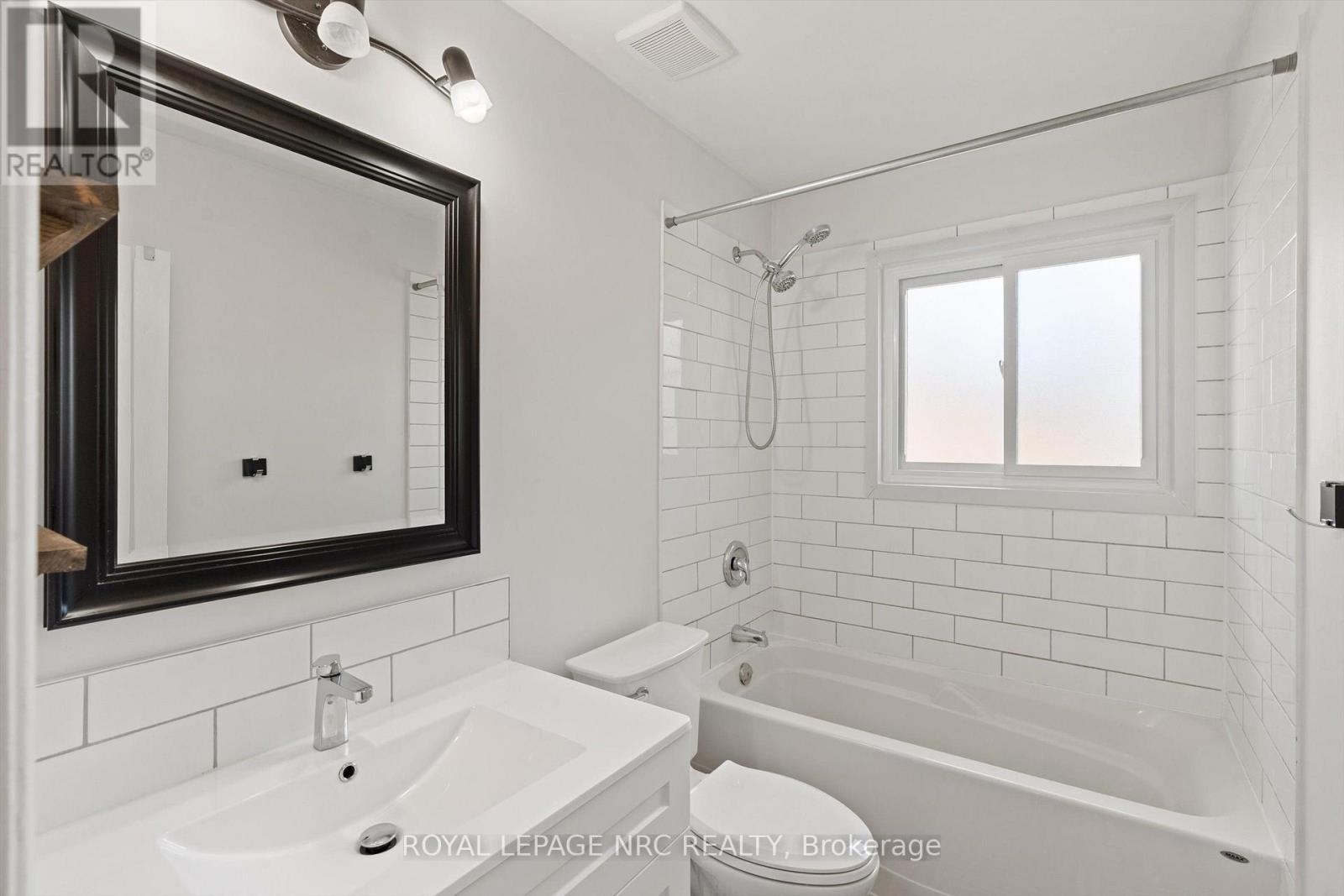 64 WELLAND STREET N - Image 19
