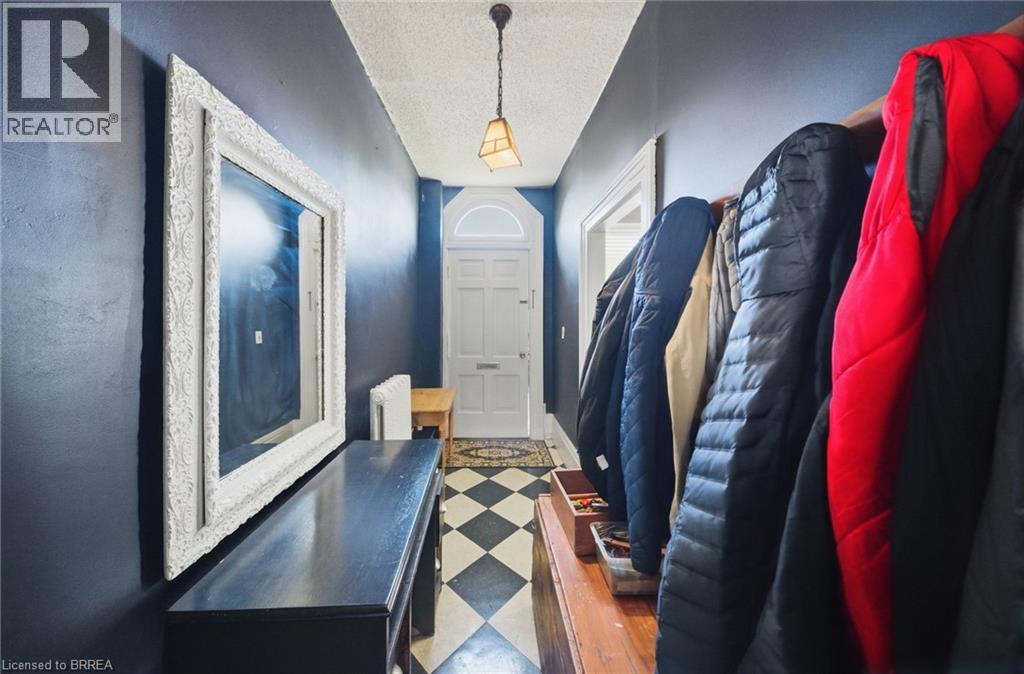 54 MARY Street - Image 9