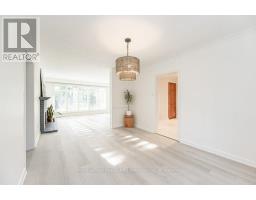 Bathroom - 349 Wedgewood Drive, Oakville, ON L6J4R6 Photo 13