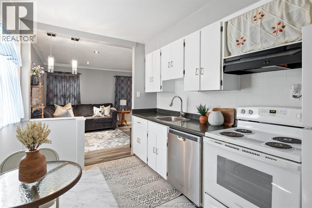 3672 Girardot - Image 7