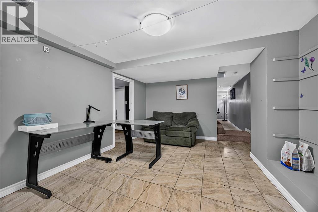 1108 ERROL ROAD East - Image 25