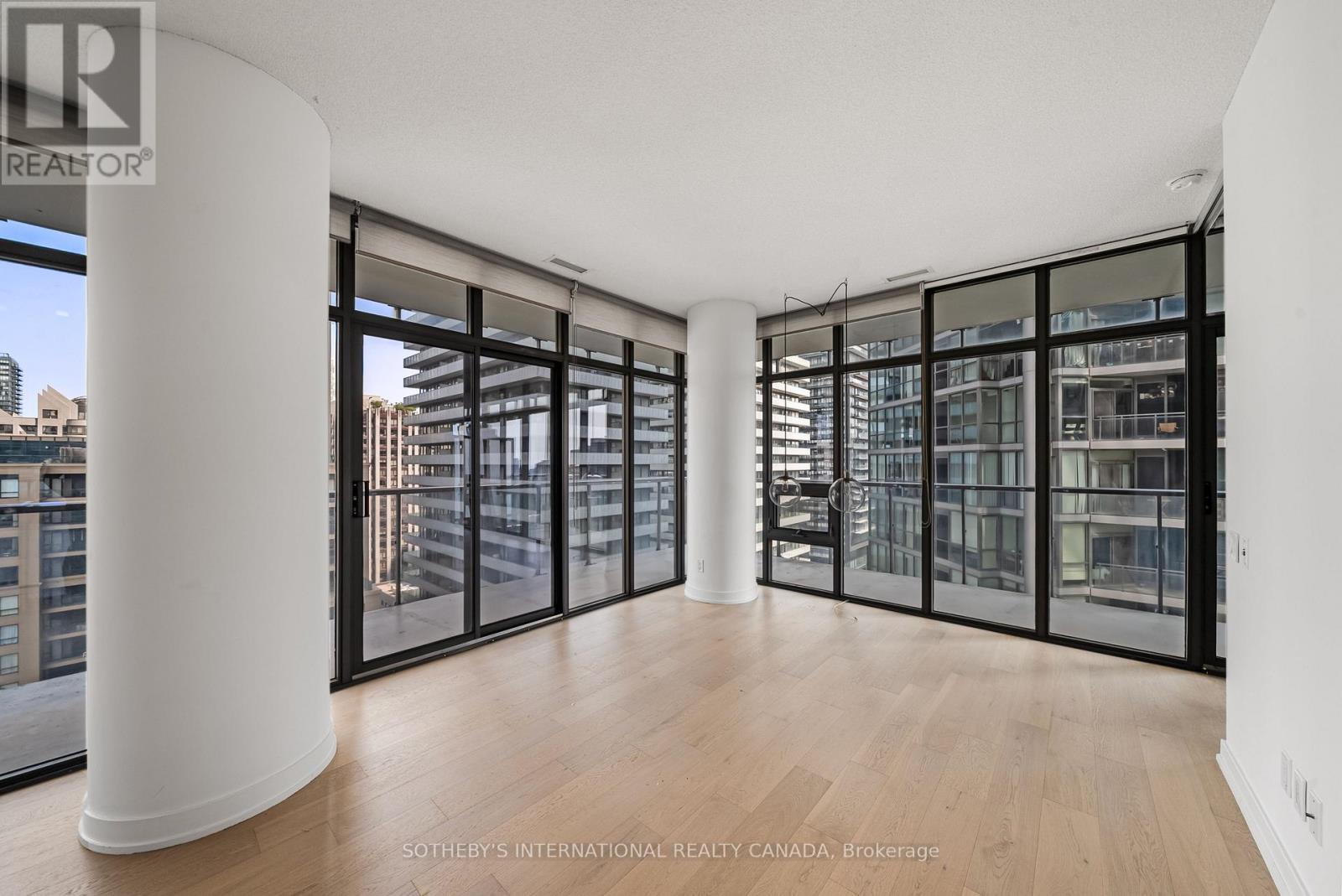 #1611 33 CHARLES STREET E - 7