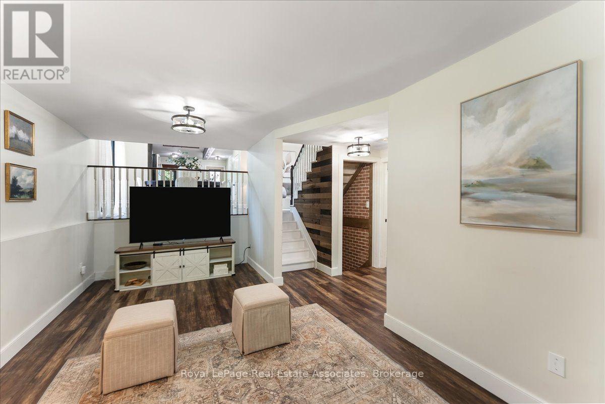 1464 TROWBRIDGE DRIVE - Image 26