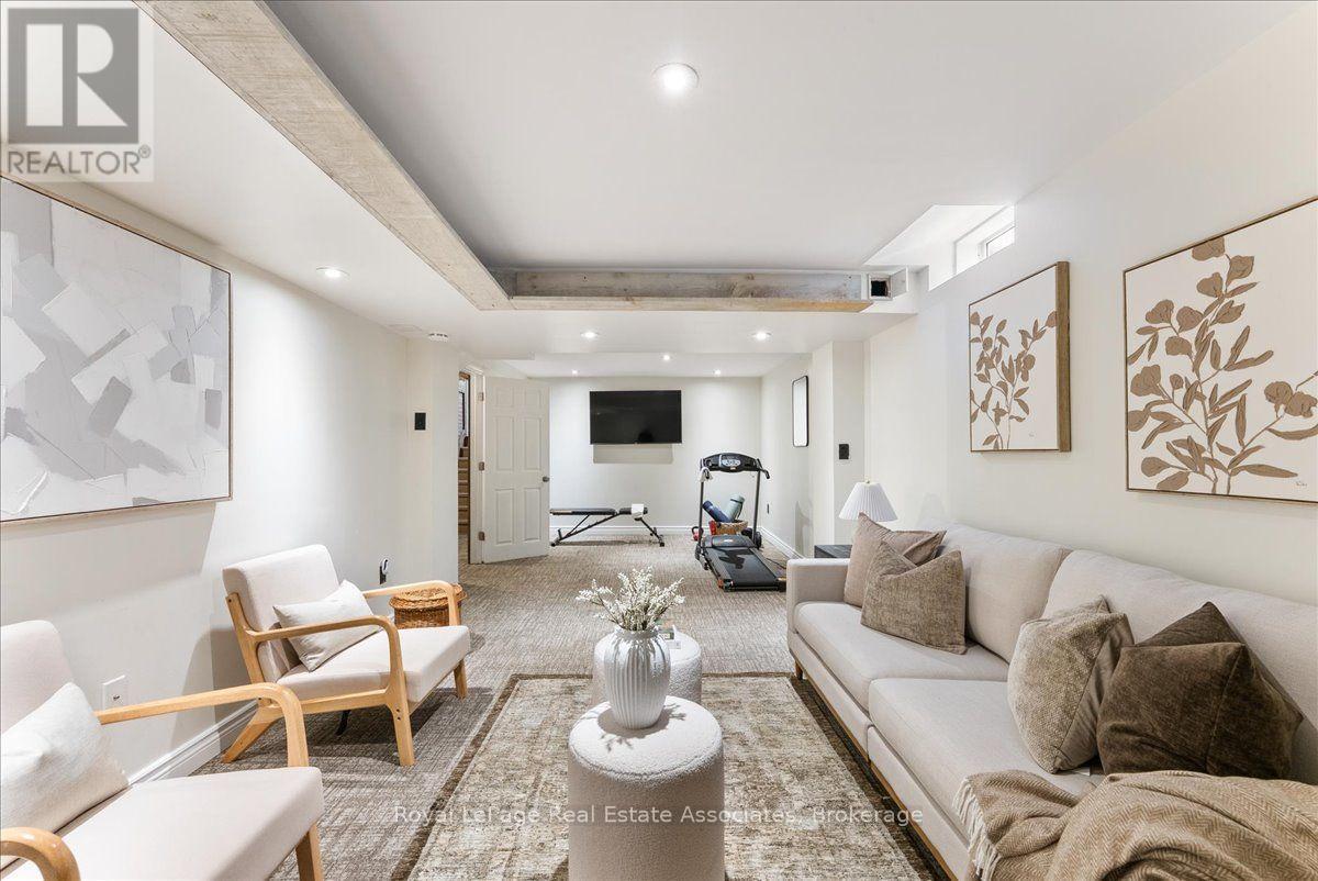 1464 TROWBRIDGE DRIVE - Image 32