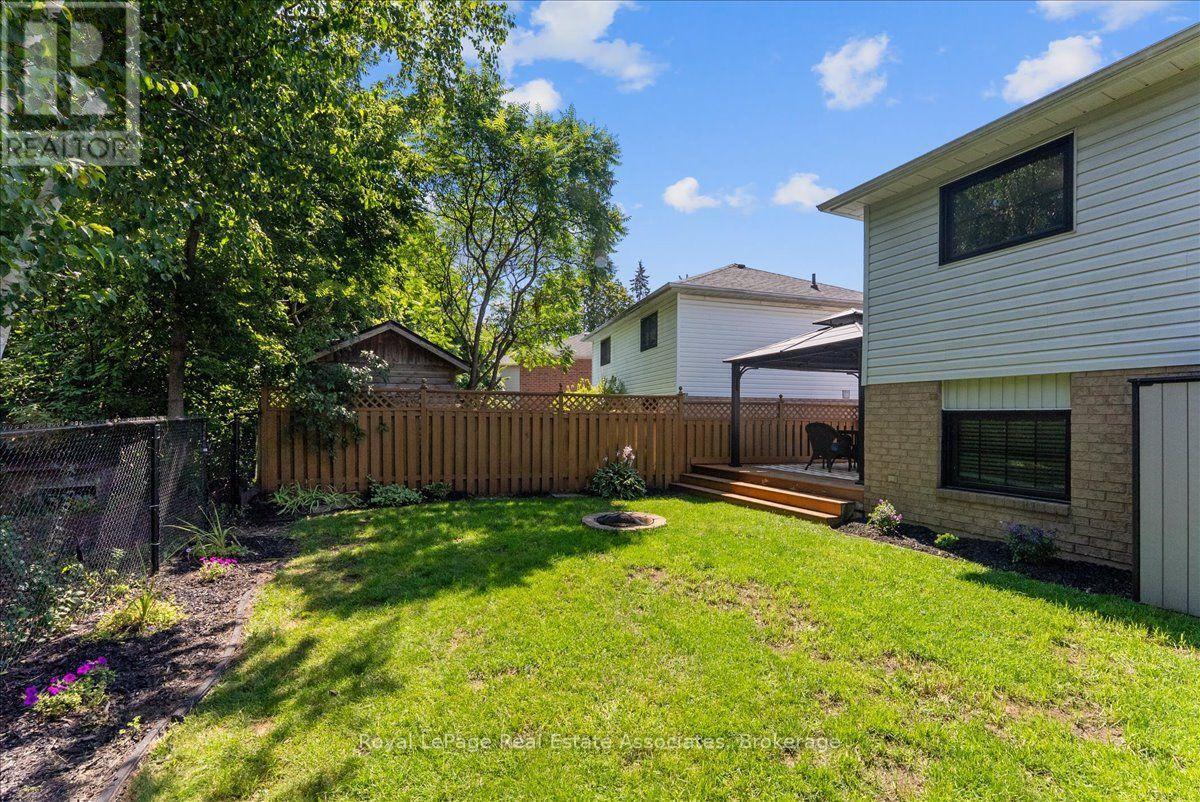 1464 TROWBRIDGE DRIVE - Image 40