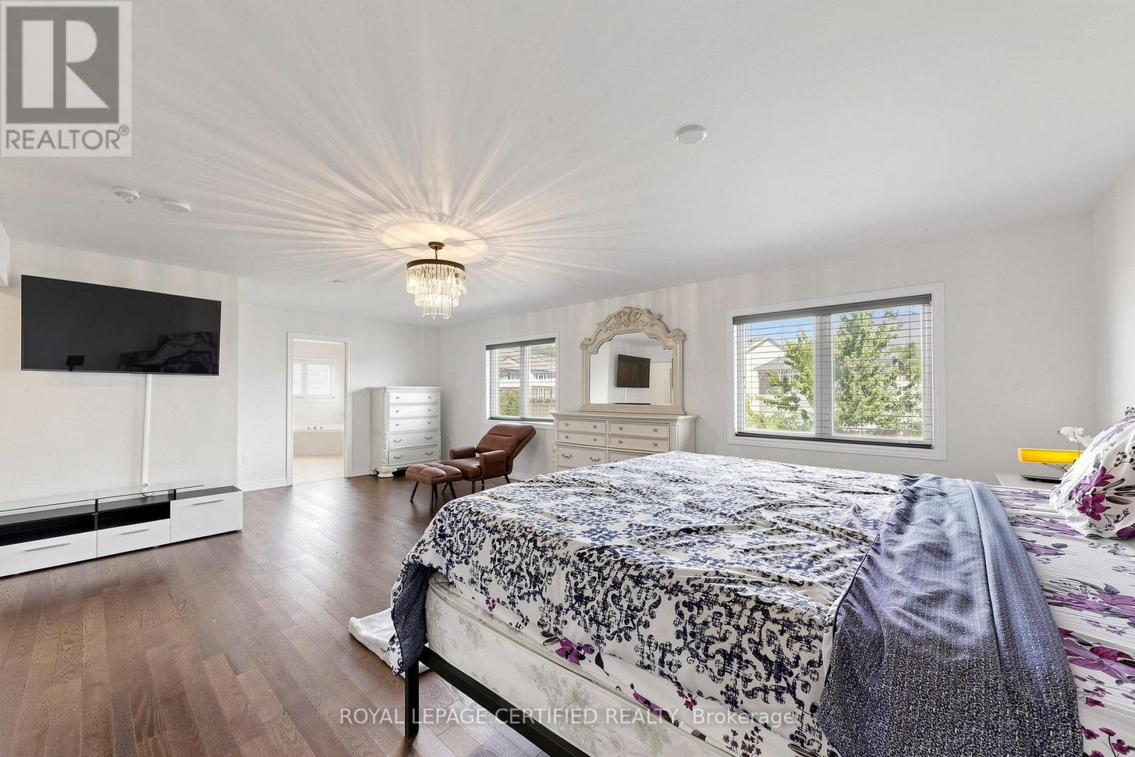 1428 WOODSTREAM AVENUE - Image 24