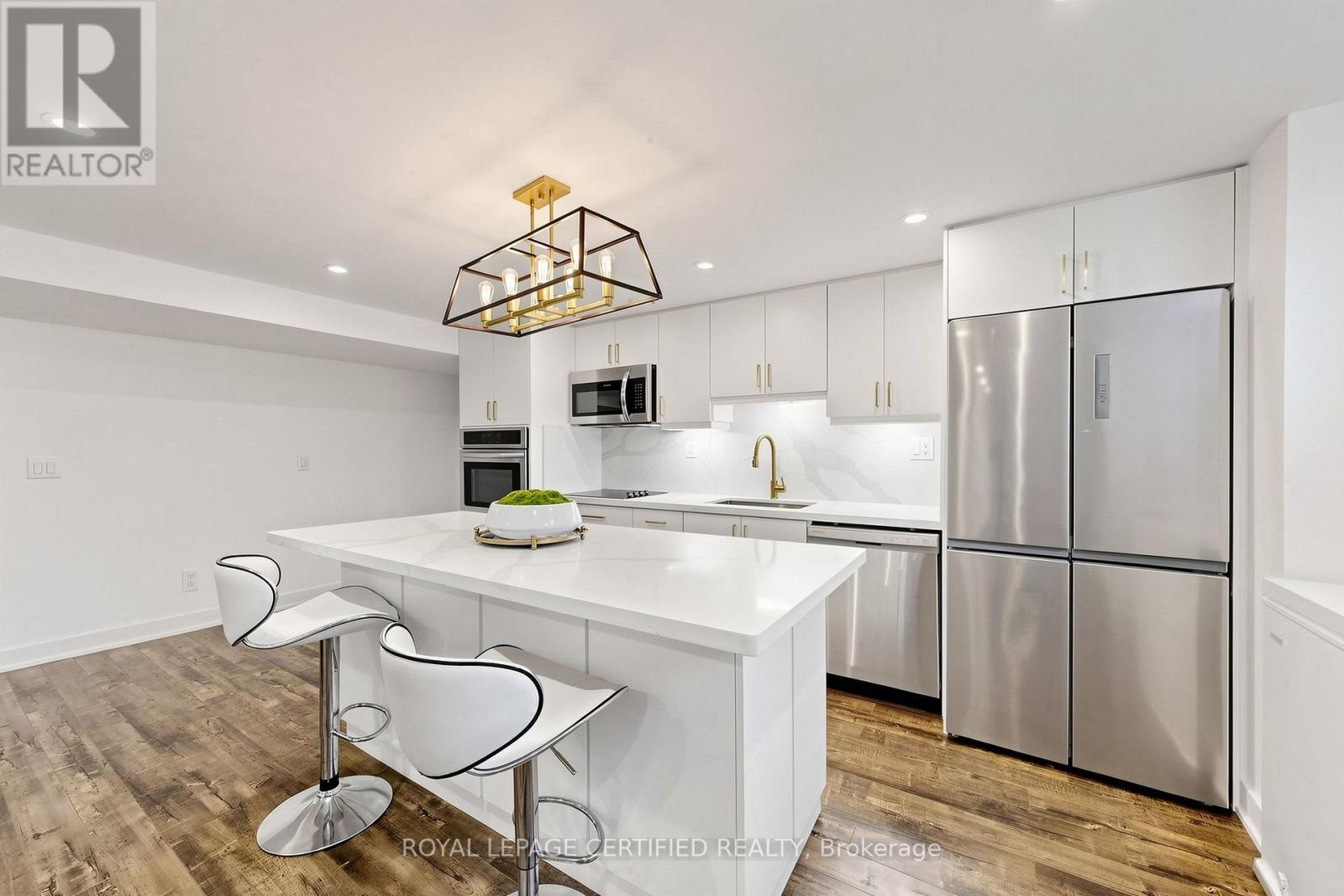 1428 WOODSTREAM AVENUE - Image 33