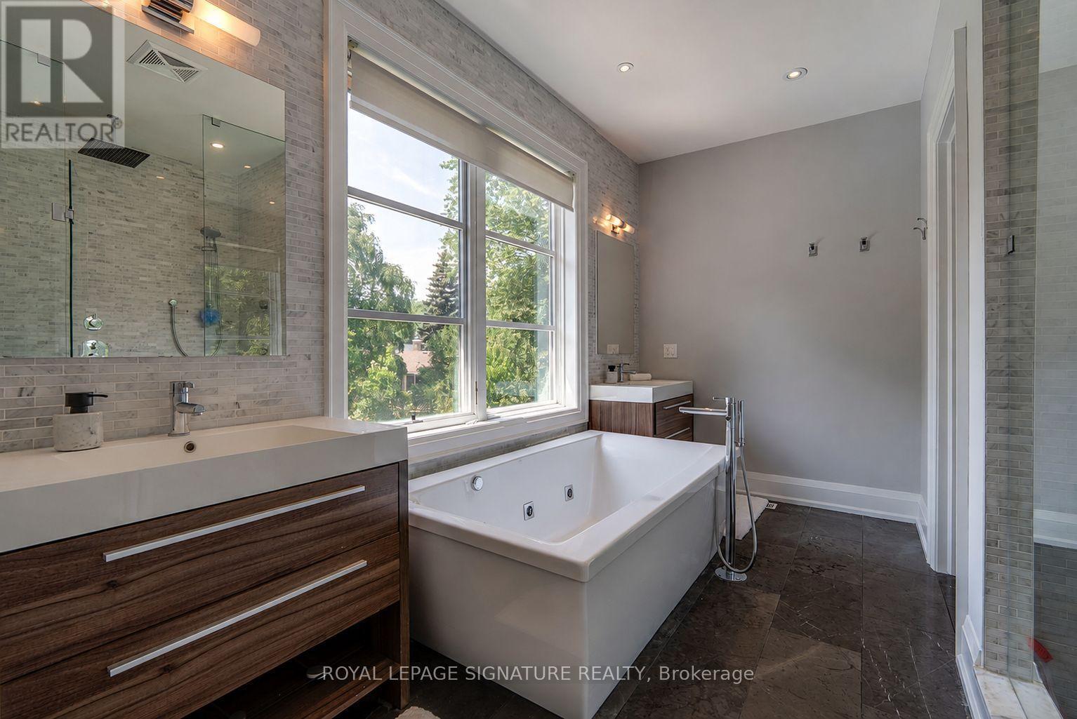 12 CUDIA CRESCENT - 23