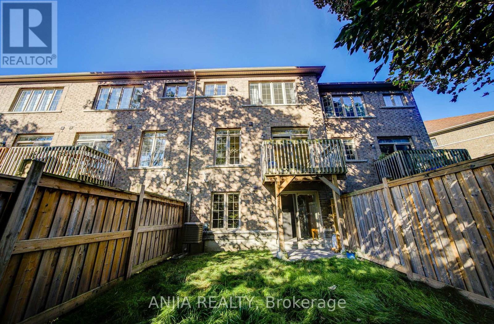 33 ALDRIDGE LANE - 34