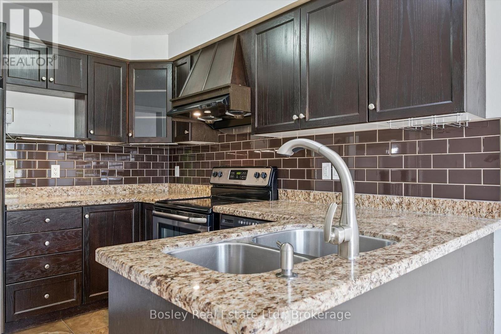 4 PEARSON STREET - Image 18
