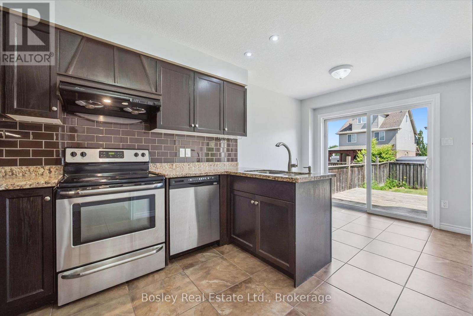 4 PEARSON STREET - Image 20