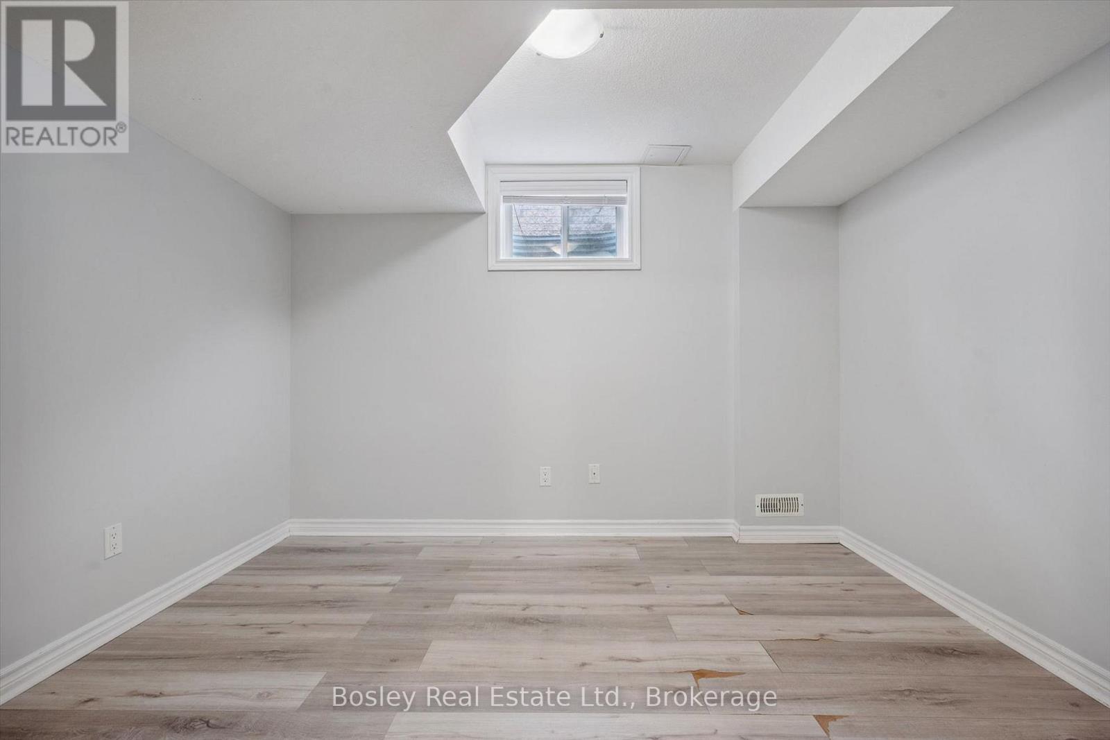 4 PEARSON STREET - 38