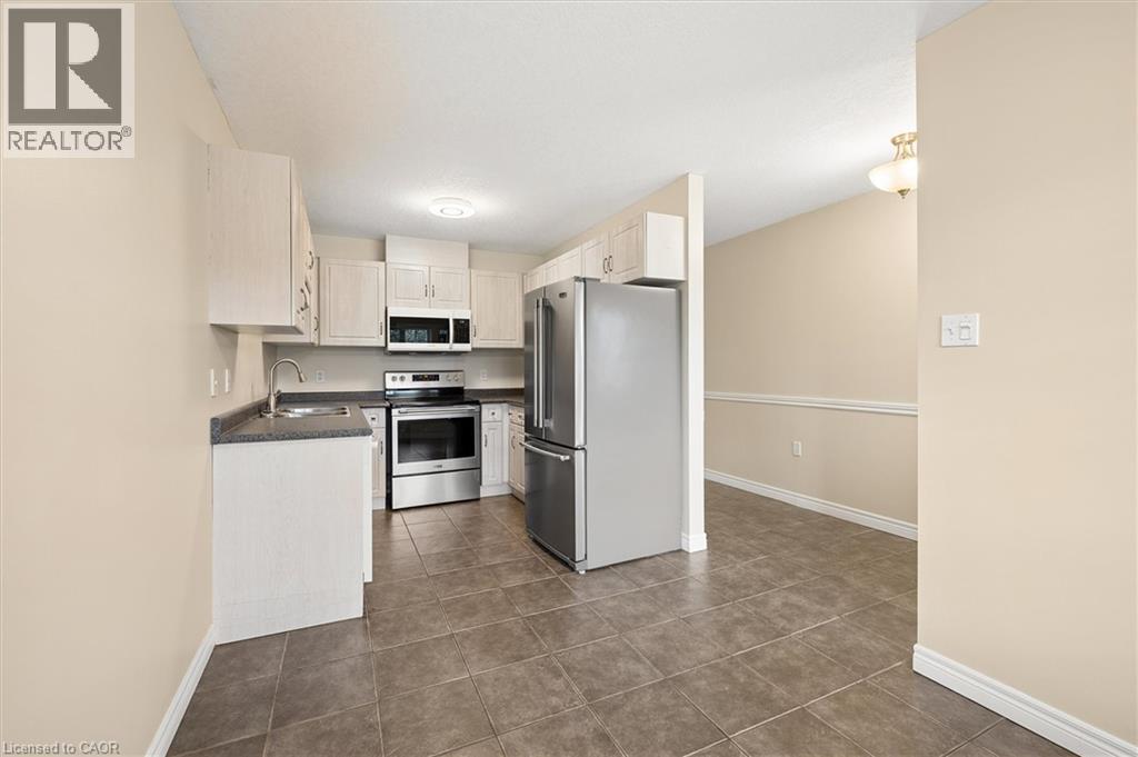 21 PORCHLIGHT Drive - Image 9