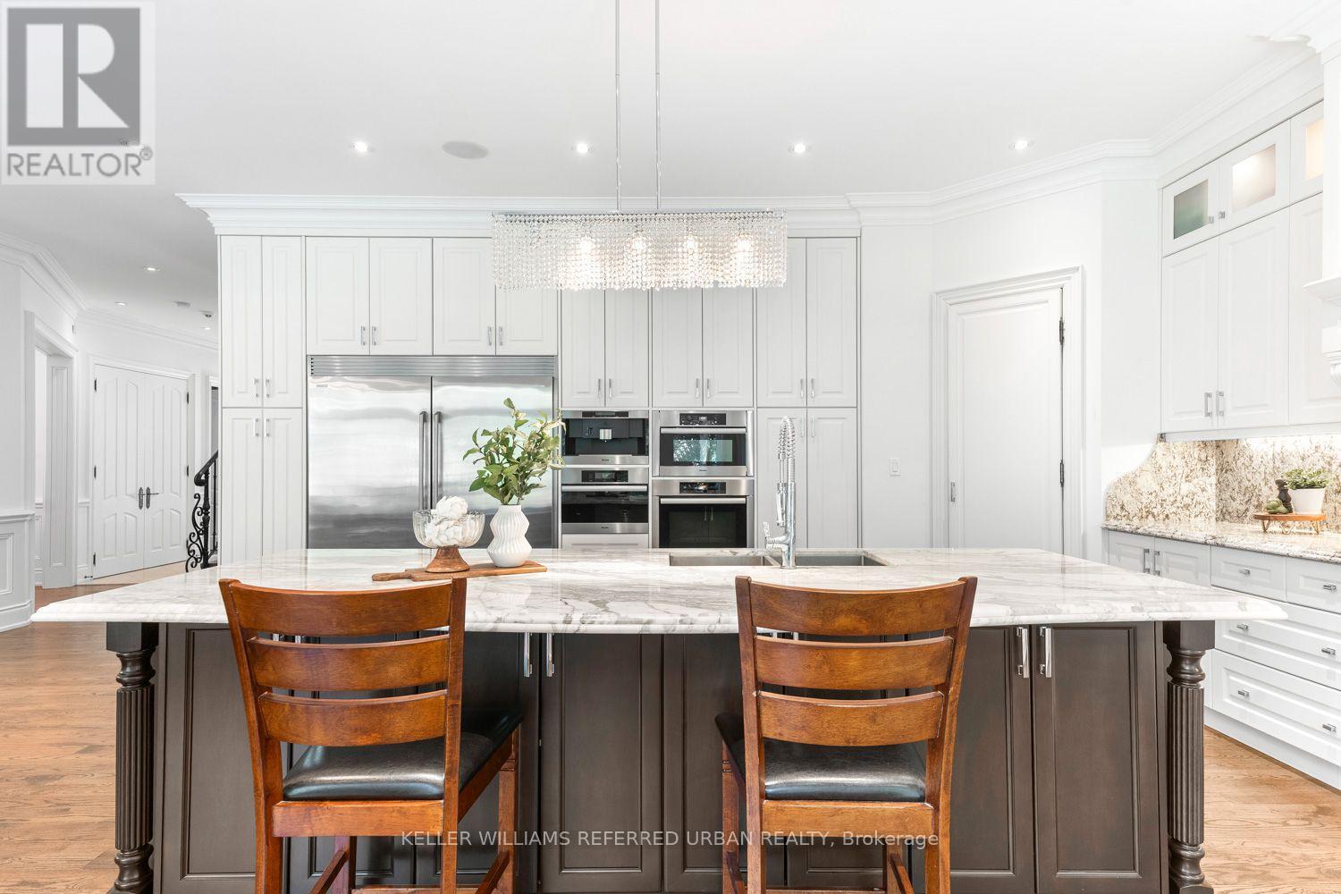 14 TREMONT CRESCENT - Image 18