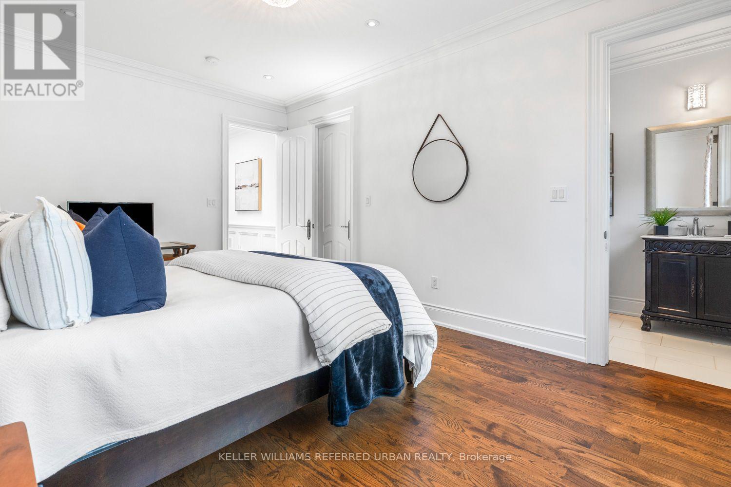 14 TREMONT CRESCENT - Image 32