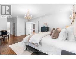 14 Tremont Crescent, Toronto, ON M3B2S1 Photo 29