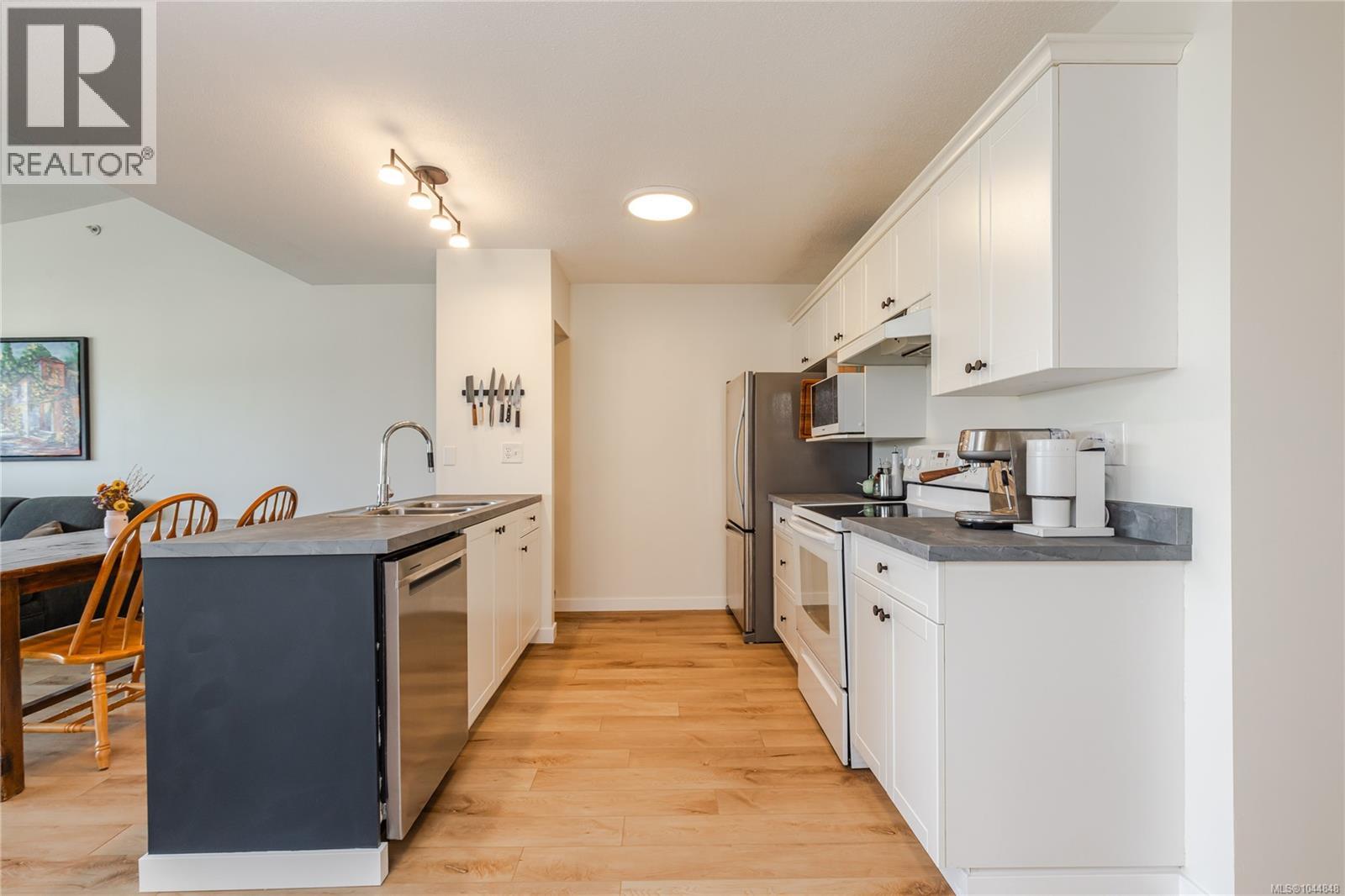 6057 Cedar Grove Dr - Image 11