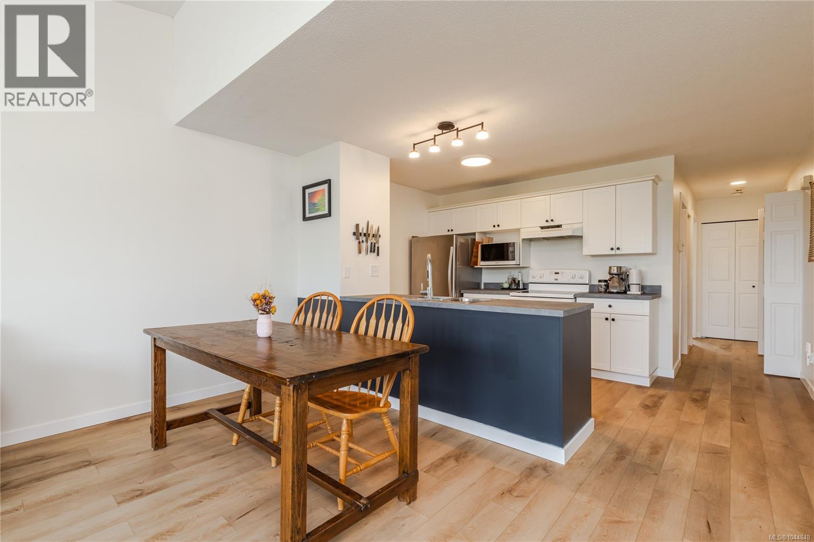 6057 Cedar Grove Dr - Image 9