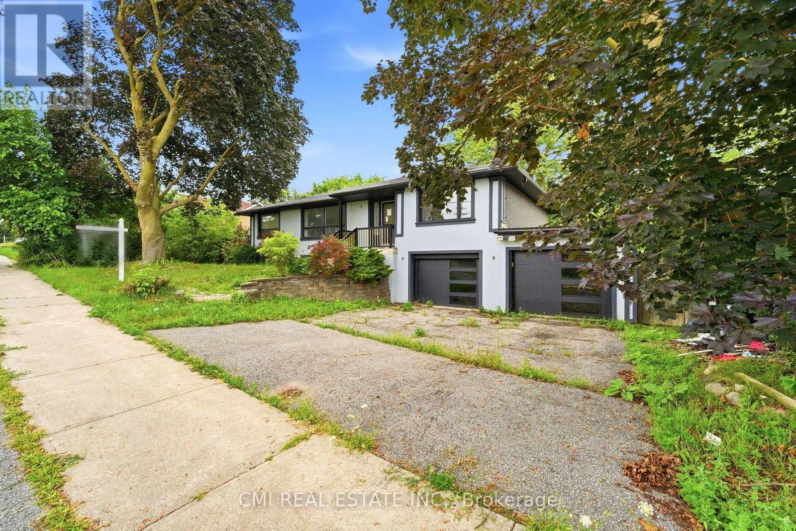 194 SIMCOE ROAD - 3