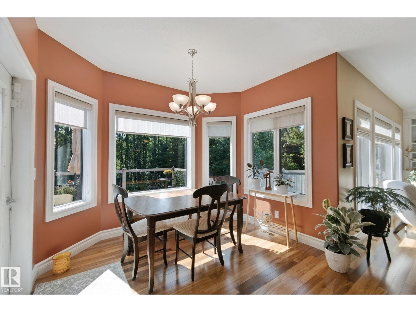 18 EMBASSY PL - Image 21