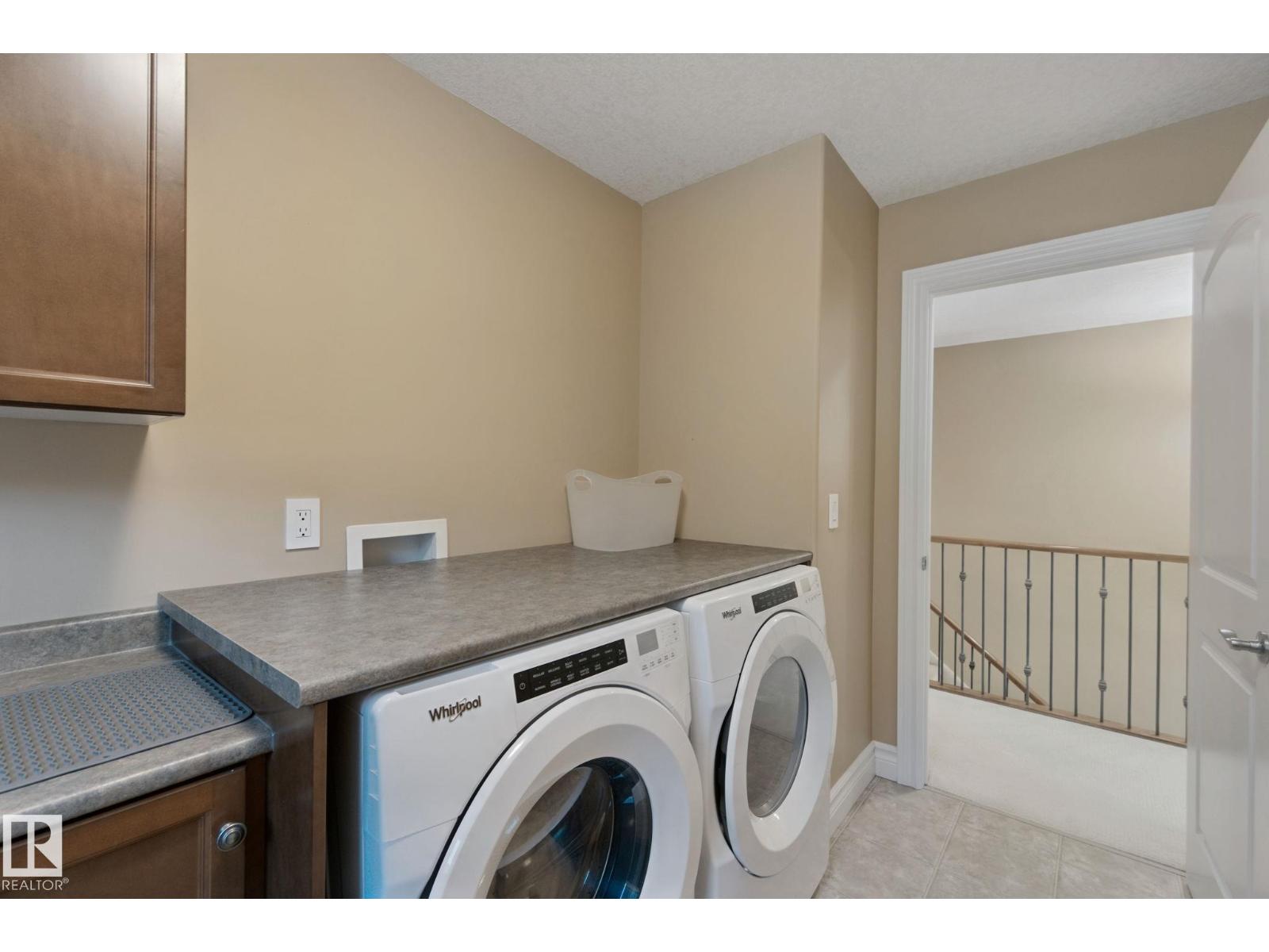 18 EMBASSY PL - Image 50
