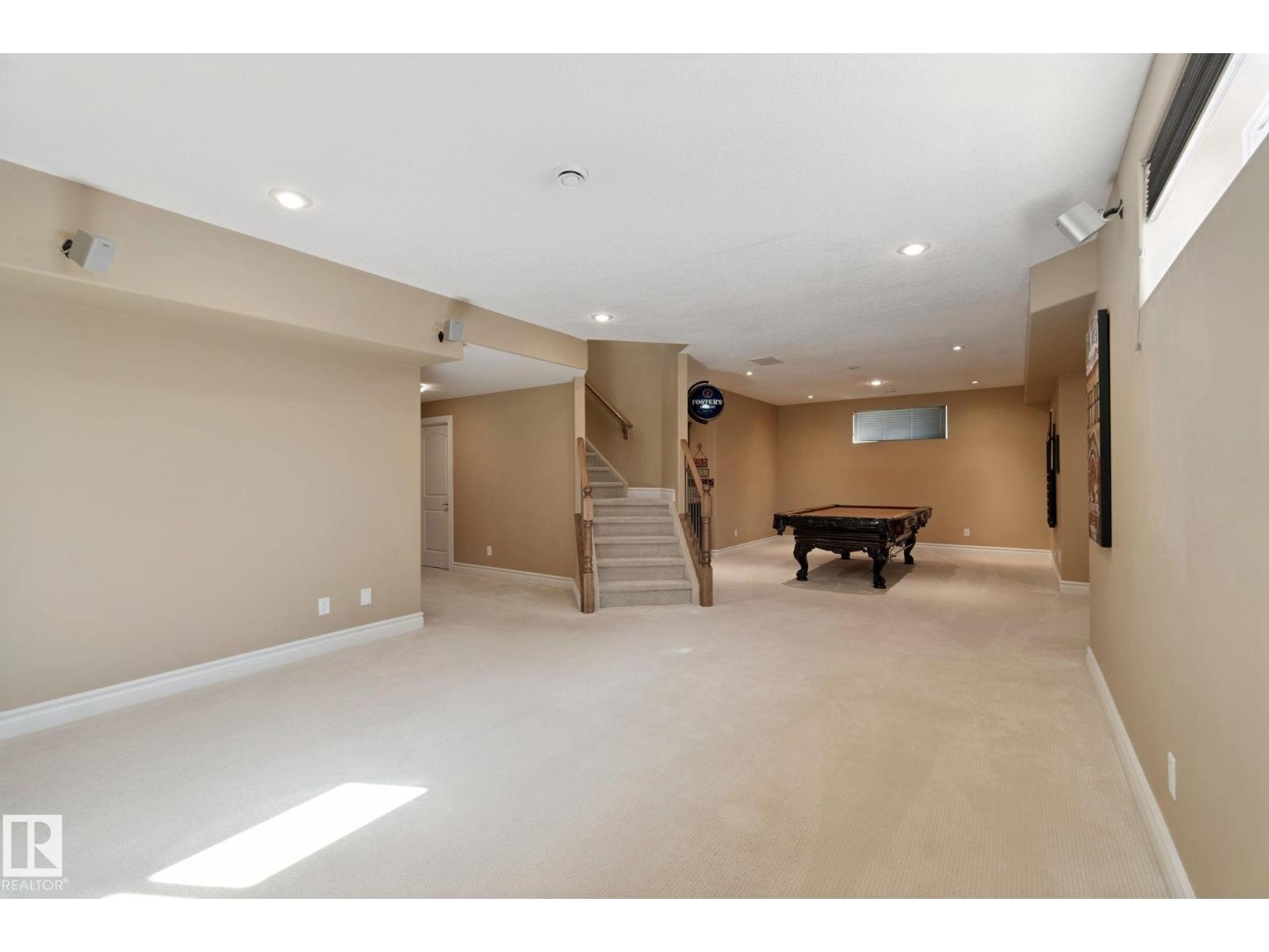 18 EMBASSY PL - 51