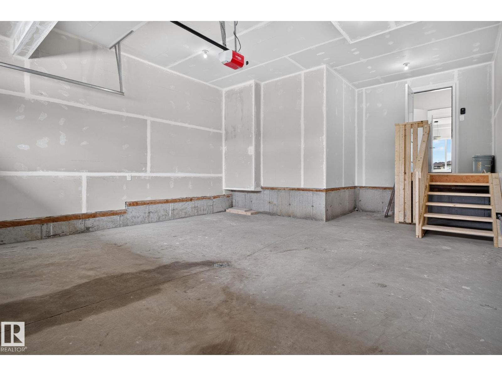41 ELLIOTT WD - Image 17