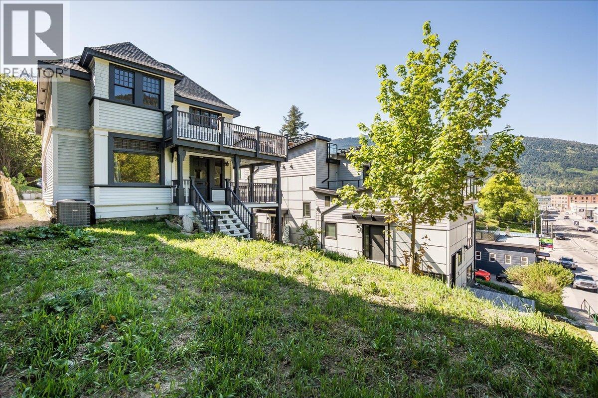 Property for sale at 922 FRONT Street