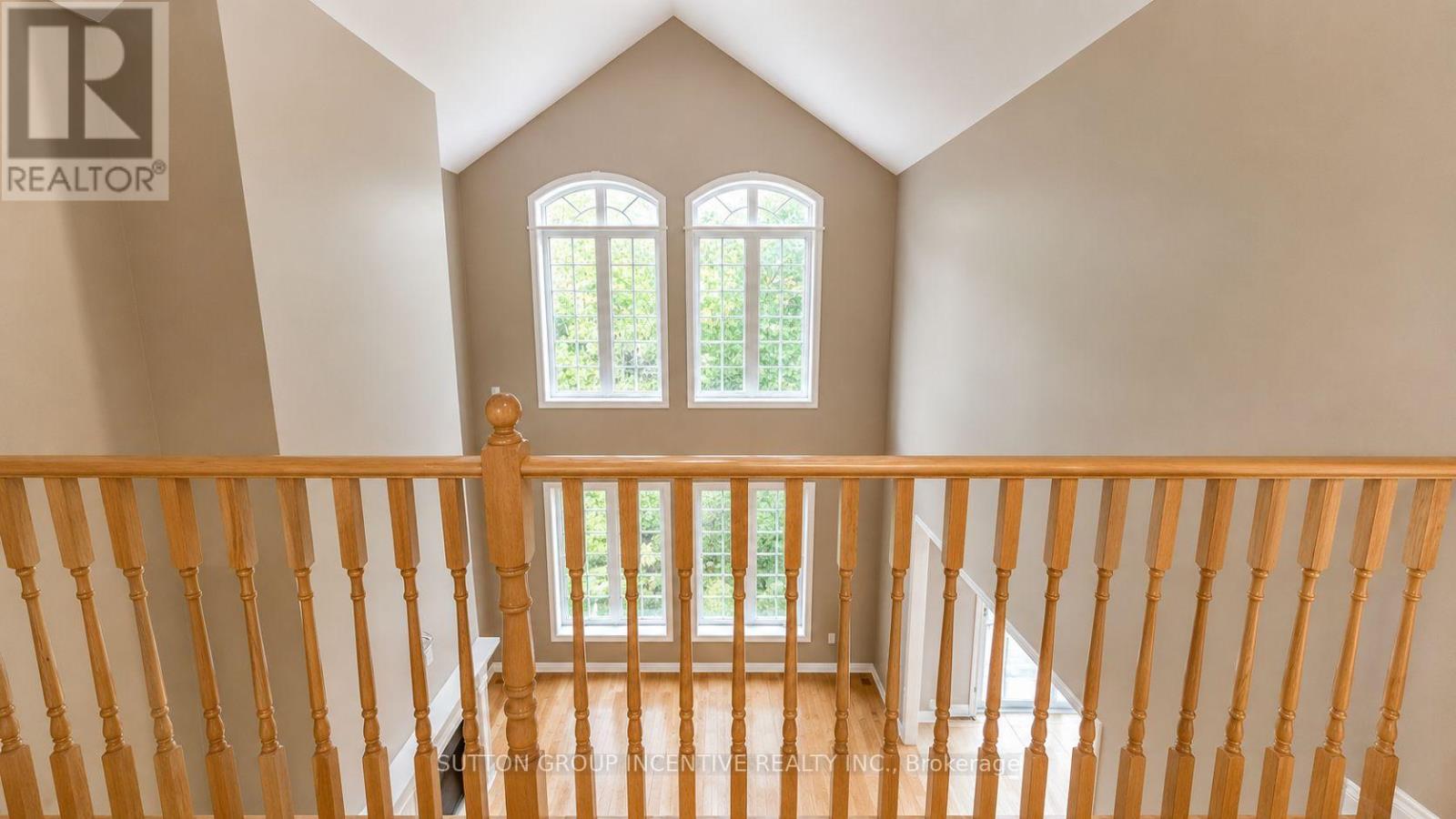 48 RIVERWALK PLACE - 14