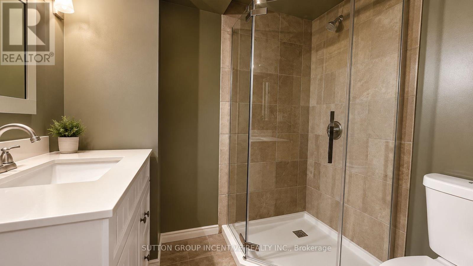 48 RIVERWALK PLACE - Image 18