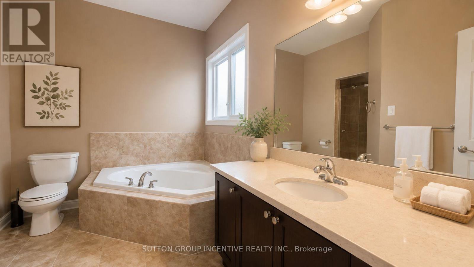 48 RIVERWALK PLACE - Image 9