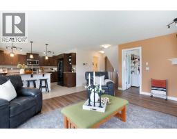2pc Bathroom - 2 Kingston View Se, Airdrie, AB T4A0K4 Photo 7