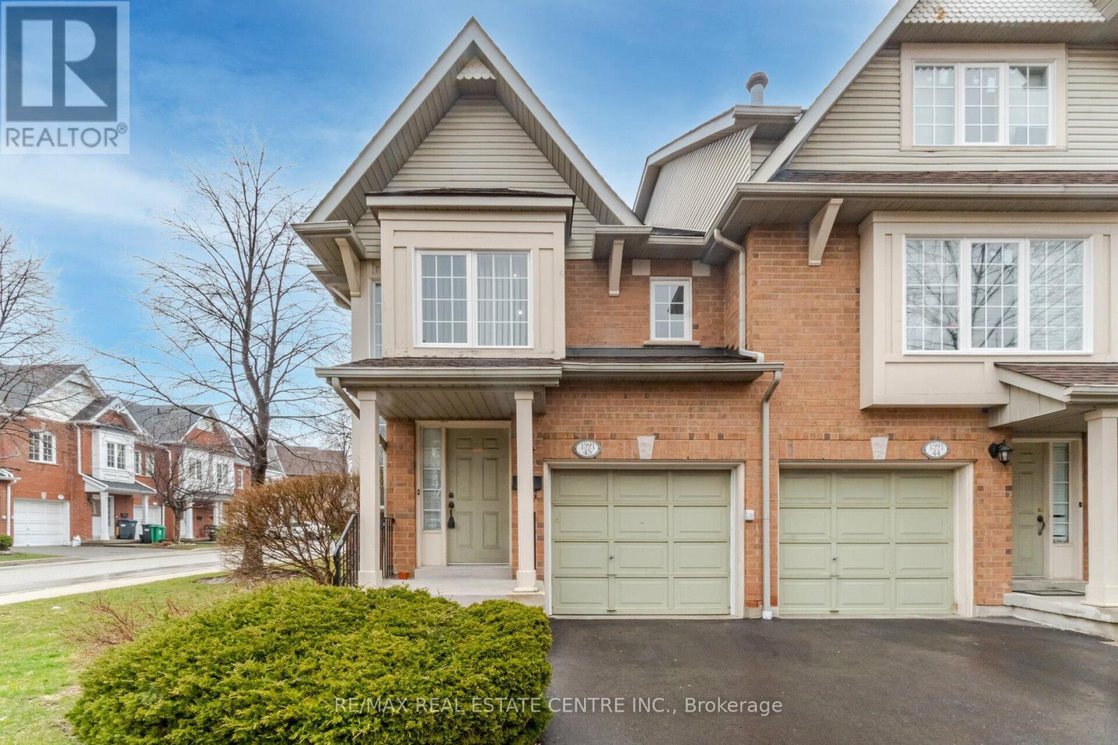 #45 1591 SOUTH PARADE COURT - 1